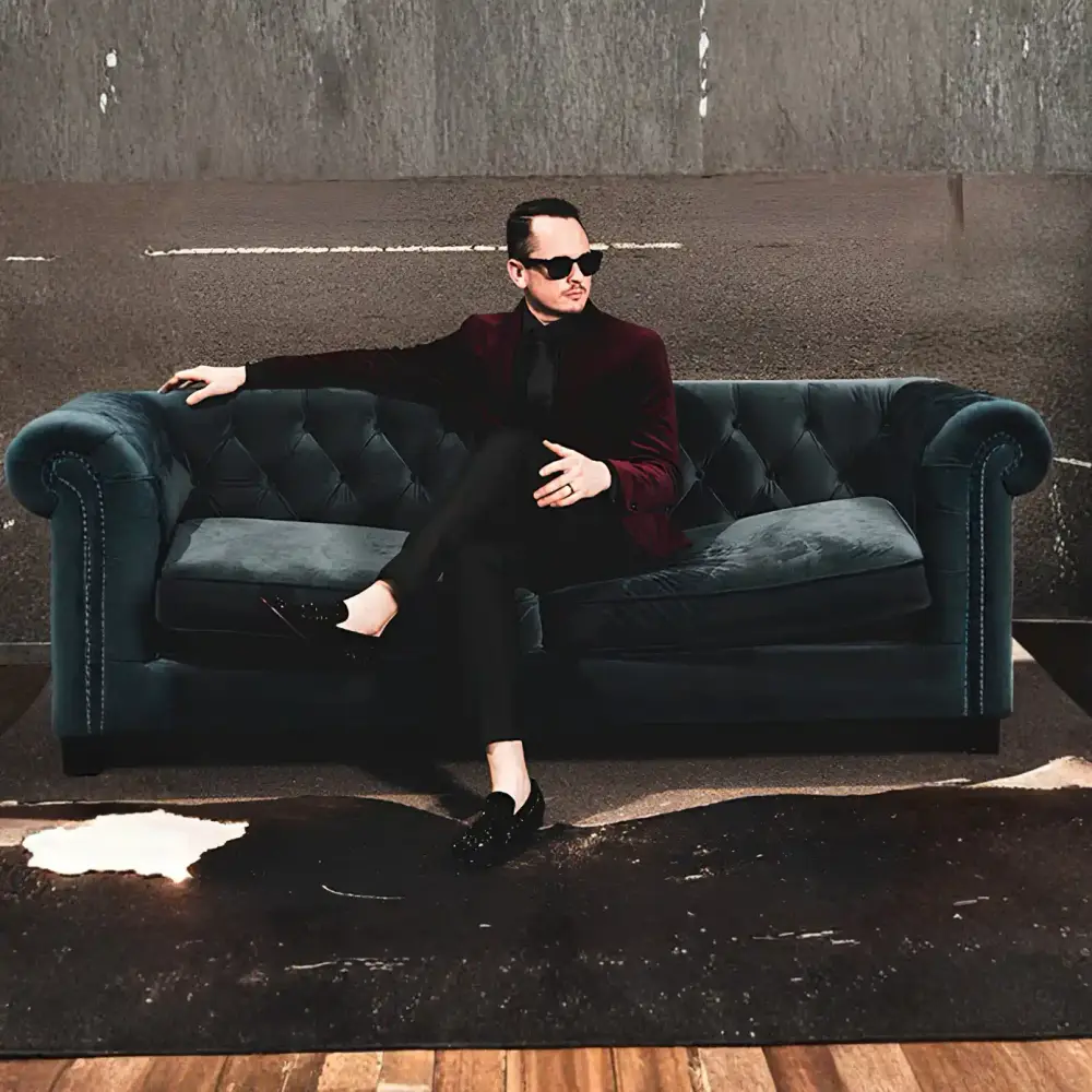 Aaron McGill framing custom sports coat lines