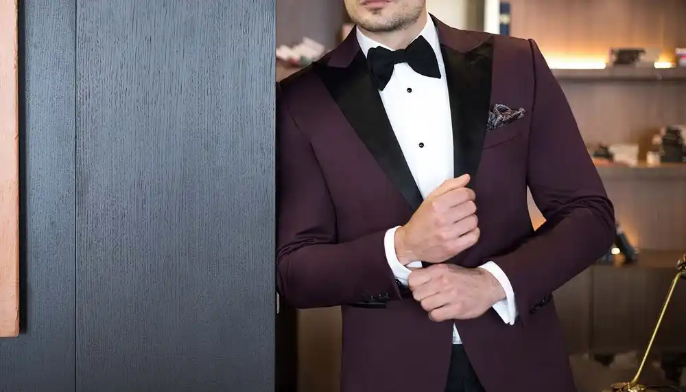 Wedding tuxedo cufflinks detail