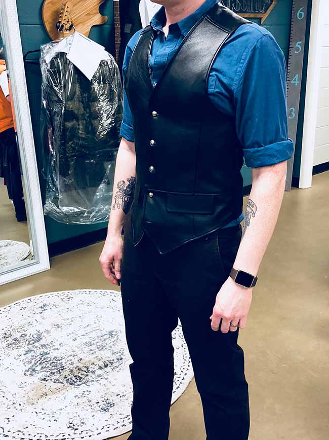 Custom tailor showcase: Leather Vest
