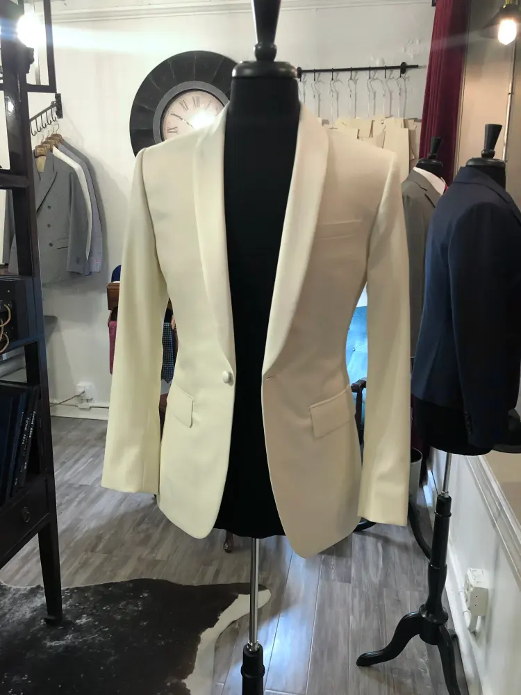 Custom clothing commission 146